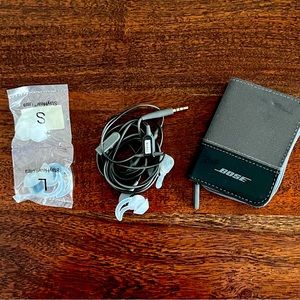 Bose Headphones Black Gray